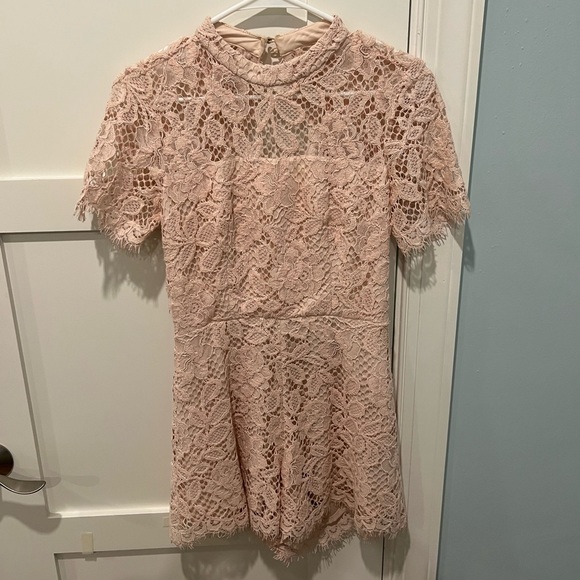 Alexis Blush Delphine Romper size small. - Picture 1 of 3